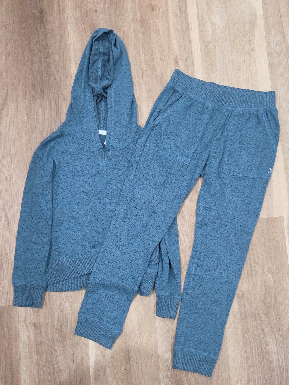 •Xersion• Little Girls Blue Hooded Sweater Athletic Matching Set
